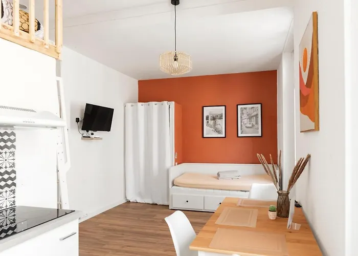 Montsejour - Studio Climatise Entre Gare & Cite
